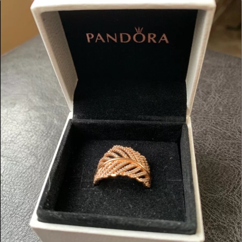 Pandora Shimmering Feather Ring